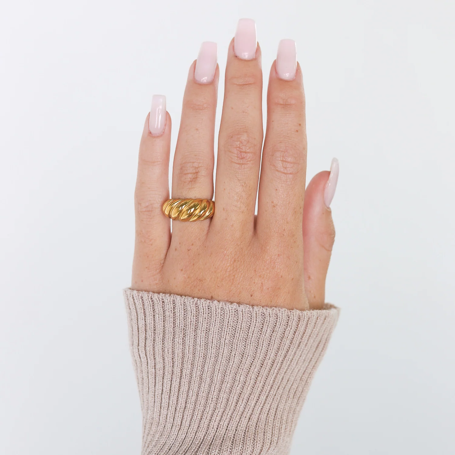 Croissant ring for women