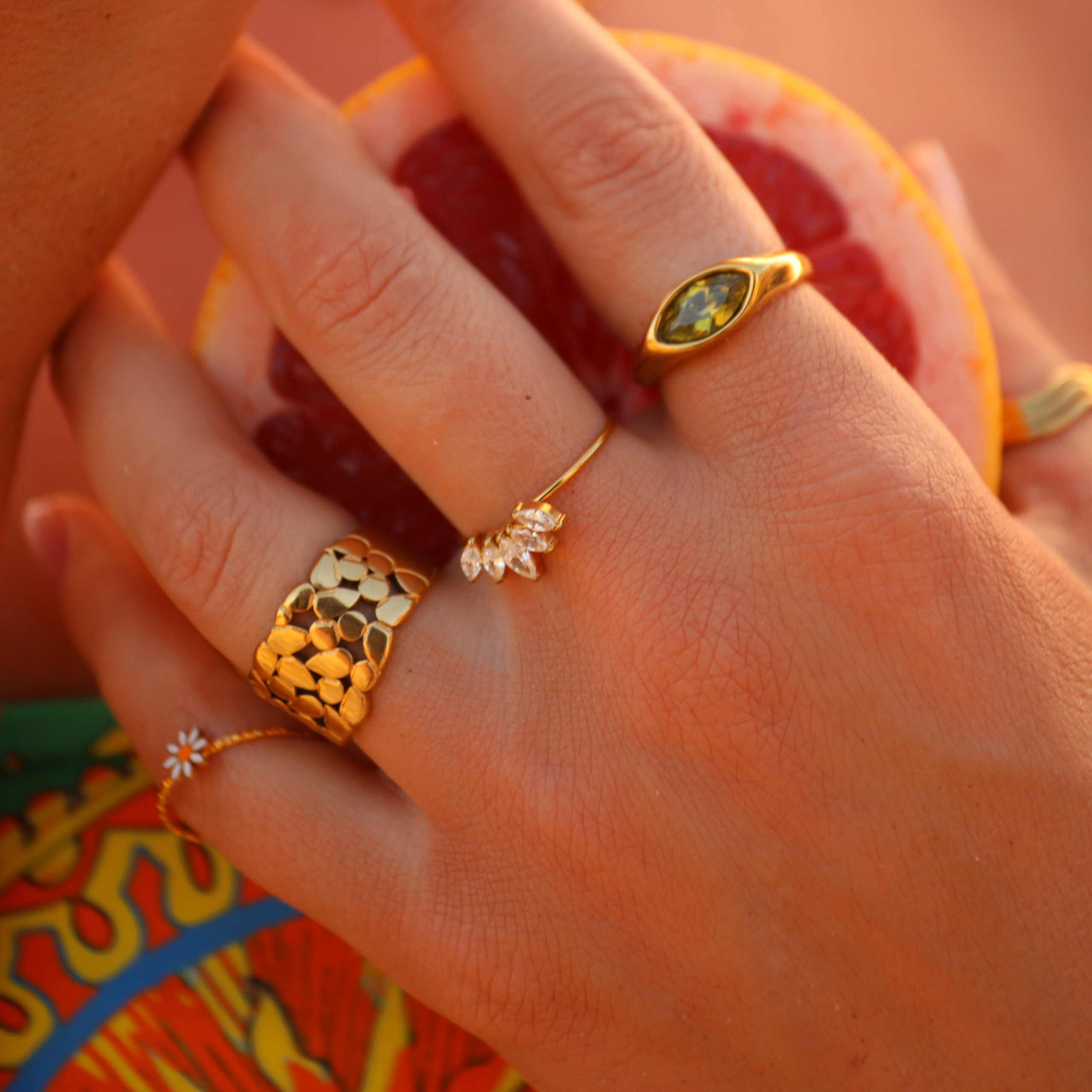 Golden Leafy ring for women - Cleo Jewelry