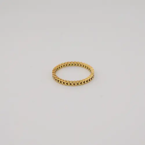 Amora Ring
