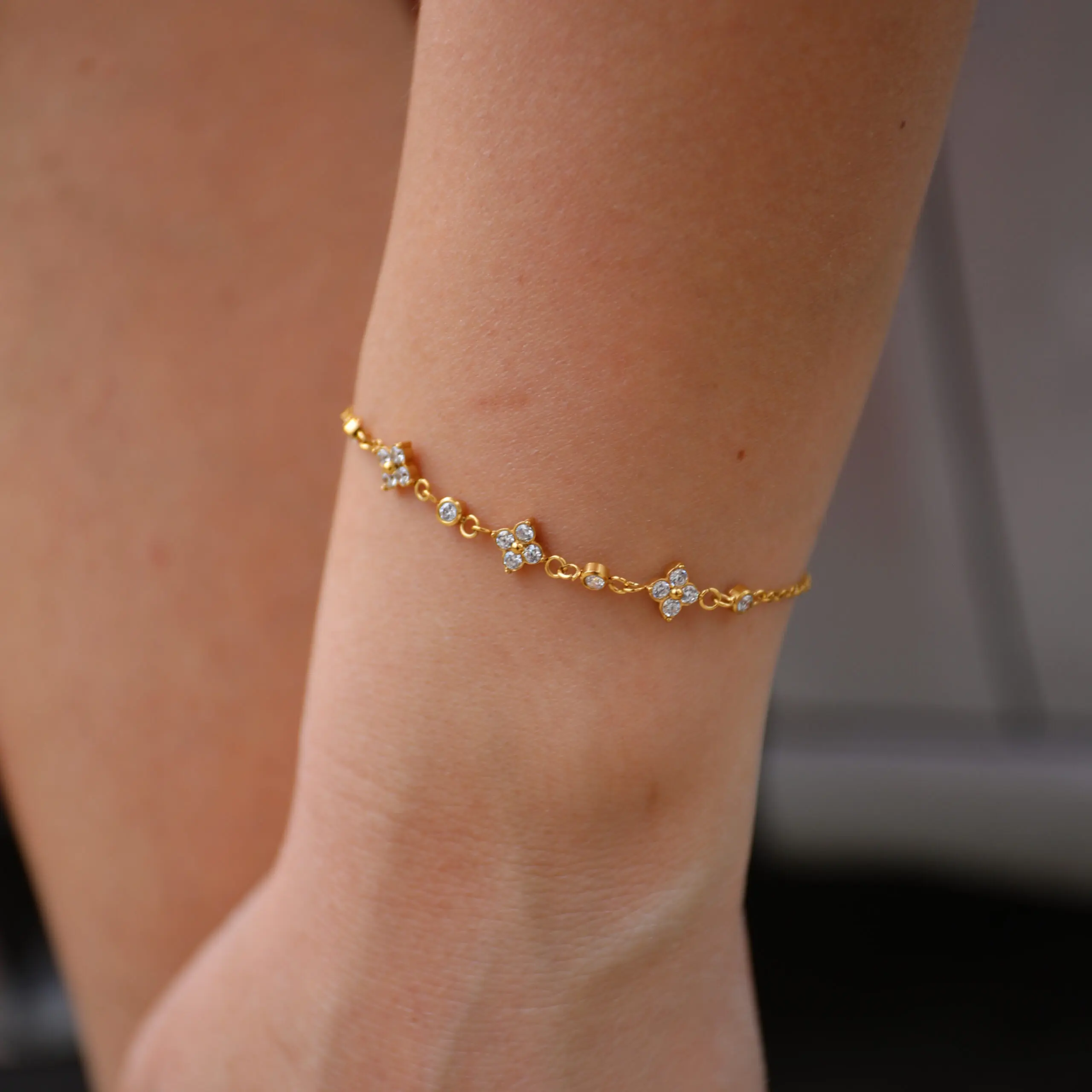 Nerina Bracelet for women - cleo jewelry