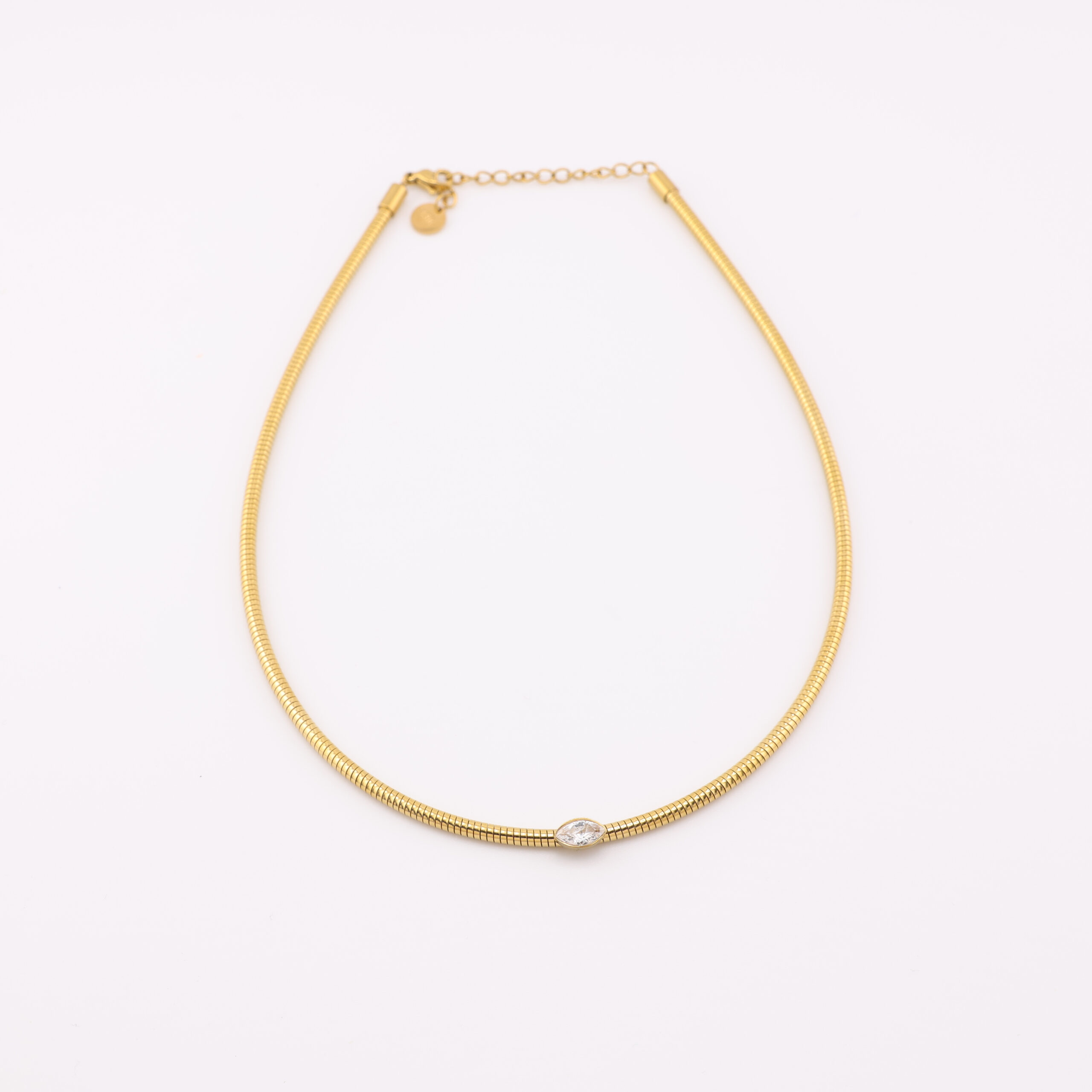 Lora Necklace 32€